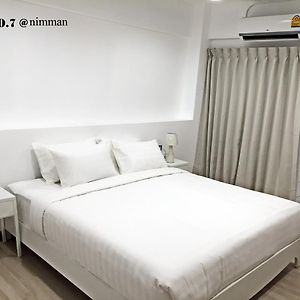 Zimmer mit zwei Einzelbetten